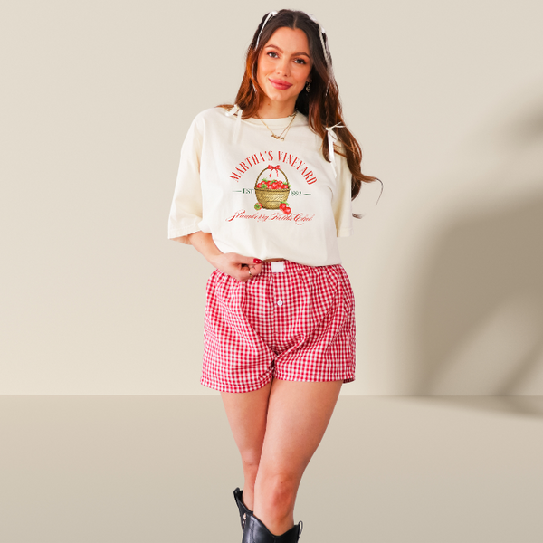 Strawberry Shirt Comfort Colors Summer Fall Strawberry Fields Tshirt Cottagecore Aesthetic Retro Garden Farmers Market Shirt Oversized Shirt