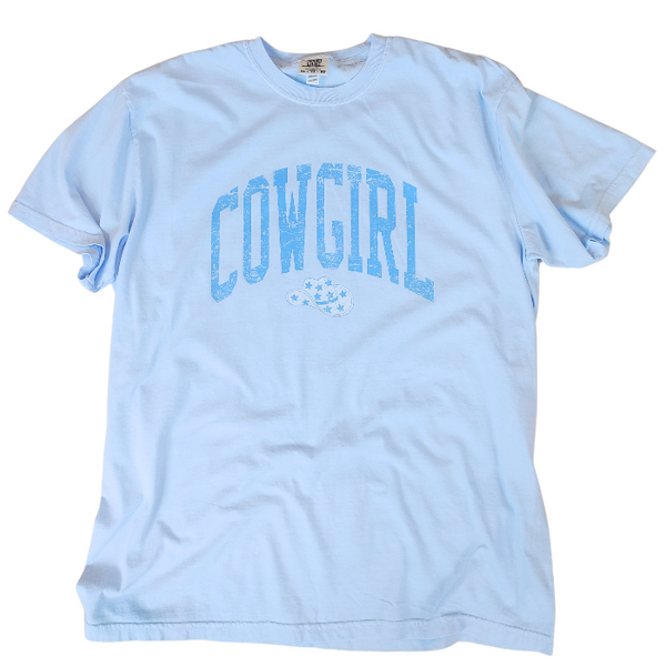 Embrace your inner cowgirl with our trendy COWGIRL TSHIRT. Featuring a COWGIRL HAT DESIGN and COMFORT COLORS BRAND GRAPHIC TEE, this shirt is perfect for any COUNTRY GIRL. Size up for a relaxed, oversized fit and pair with boots for a cute NASHVILLE OUTFIT IDEA. Take a risk and stand out in our COUNTRY SHIRT!