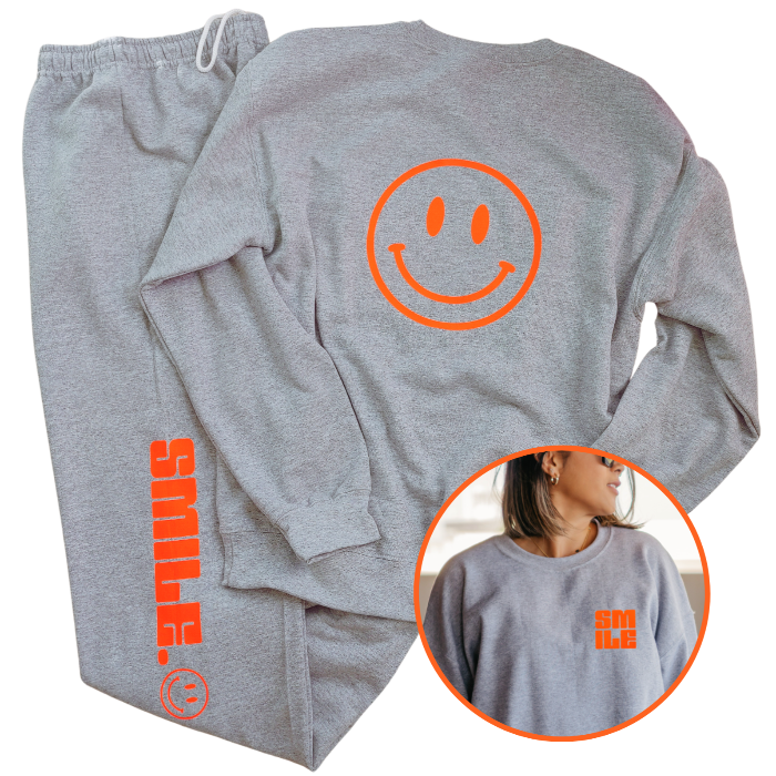 【GRAVER】22FW★ Elbow Stars and Stripes Smile Heart Sweat Designer fashion, Seoul-fully created | W Concept