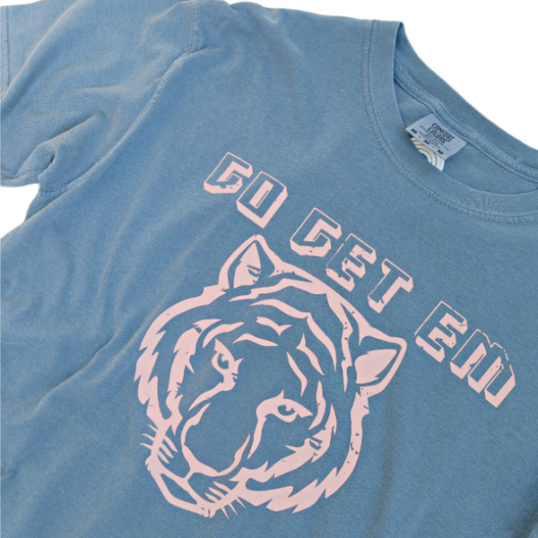Distressed Go Get Em Tiger Graphic T-Shirt.